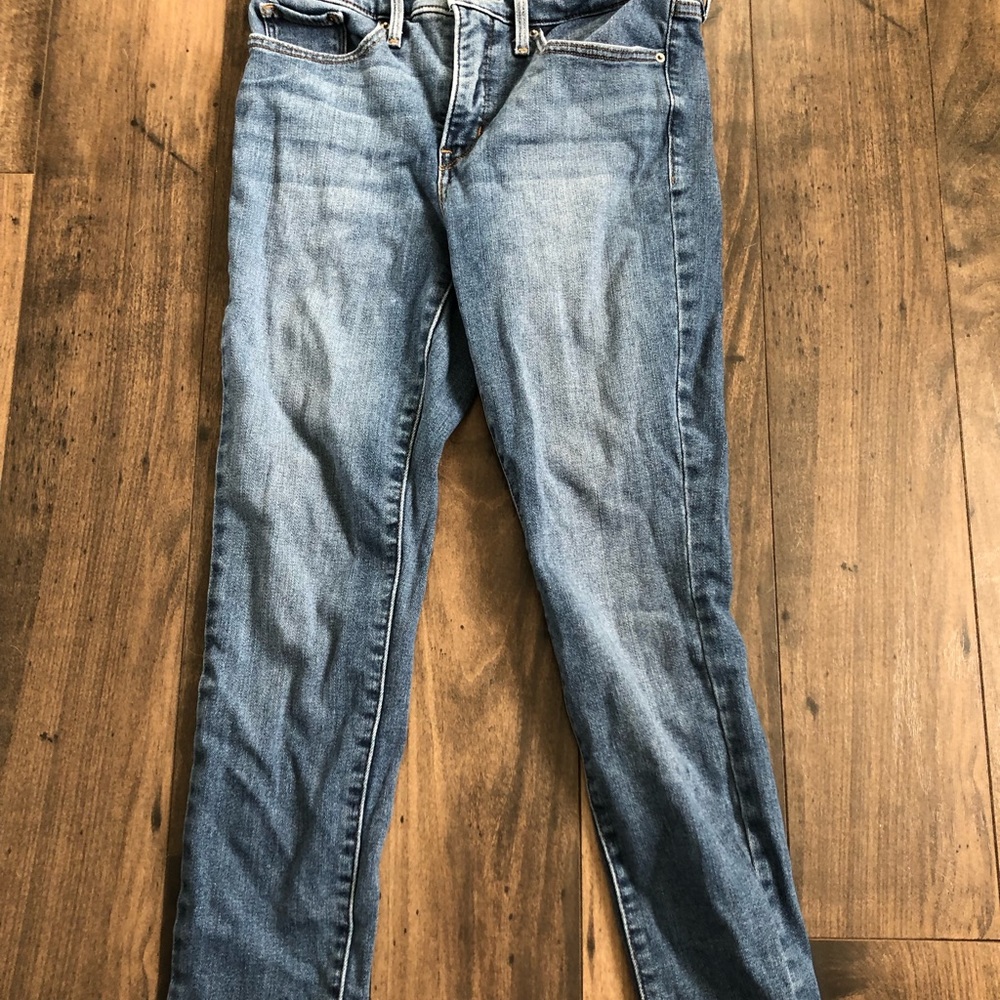 Levi’s shaping skinny jeans